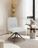 Montana Round Rotating Table & Hardy Chairs
